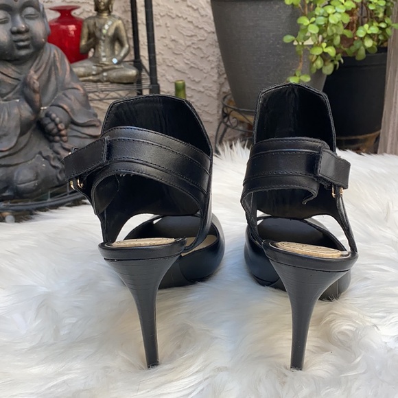 🛑SOLD🛑🖤🖤FINAL MARK DOWN🖤🖤BLACK HIGH HEEL - Picture 3 of 4